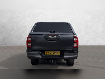 Used Toyota Hilux 2022 for sale - 77880842: Photo