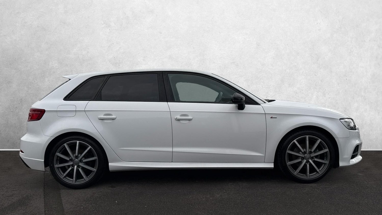 Used Audi A3 2017 for sale - 76454973: Photo 3