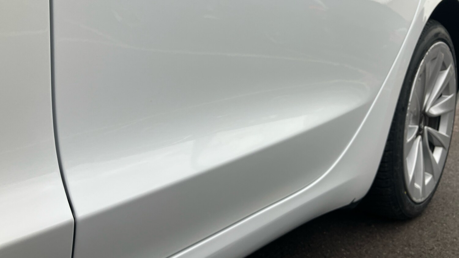 Used Tesla Model 3 2021 for sale - 76430701: Photo 11