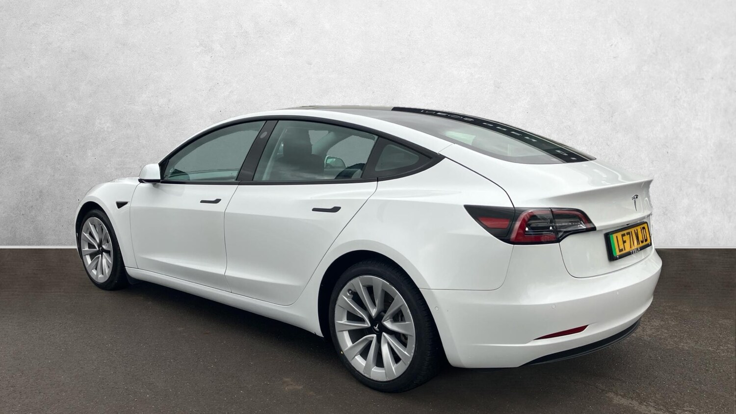 Used Tesla Model 3 2021 for sale - 76430701: Photo 5