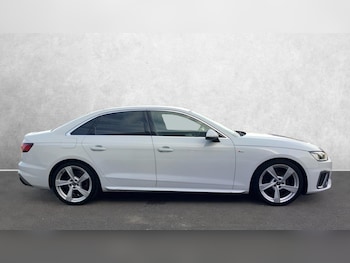 Used Audi A4 2022 for sale - 77721099: Photo