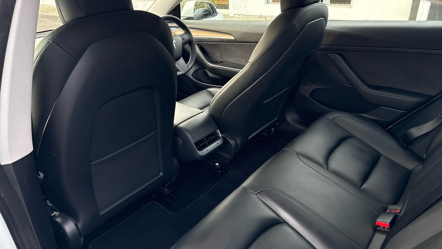 Used Tesla Model 3 2021 for sale - 76186935: Photo 15