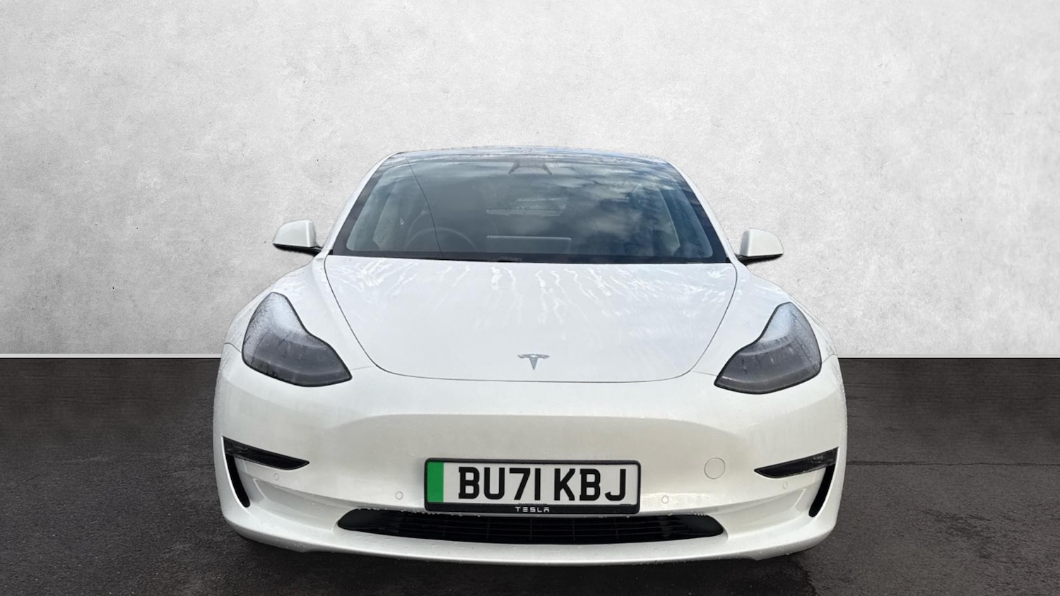 Used Tesla Model 3 2021 for sale - 76186935: Photo 2