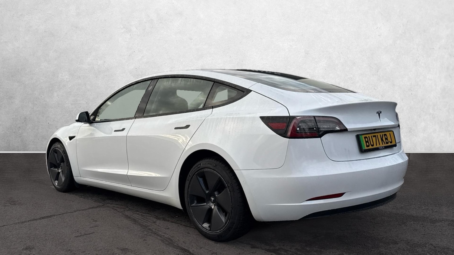 Used Tesla Model 3 2021 for sale - 76186935: Photo 5