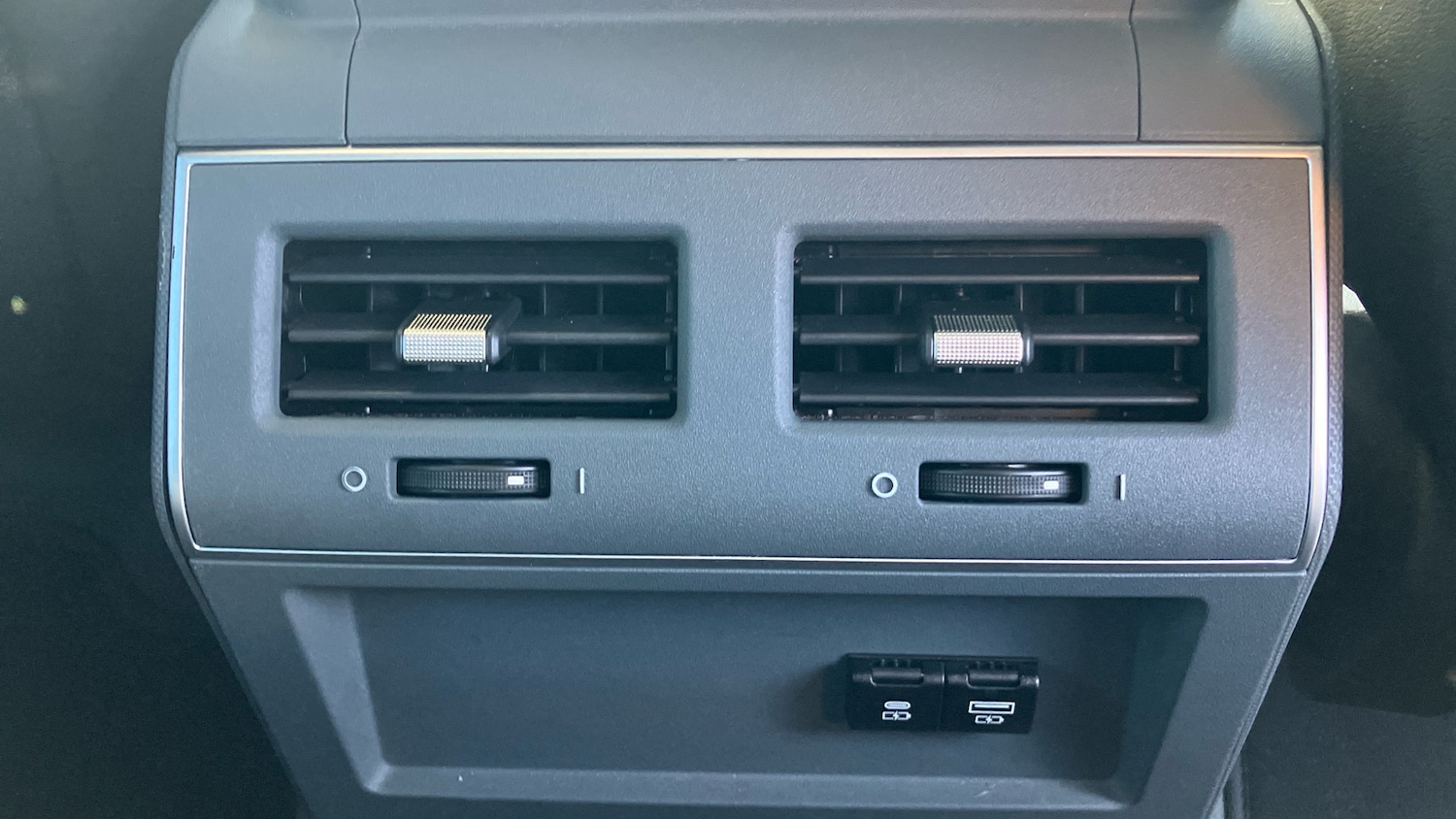 Used INEOS Grenadier Quatermaster 2025 for sale - 76418496: Photo 17