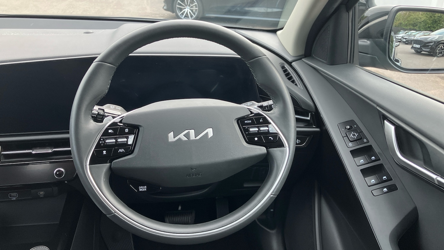 Used Kia Niro 2023 for sale - 75975682: Photo 16