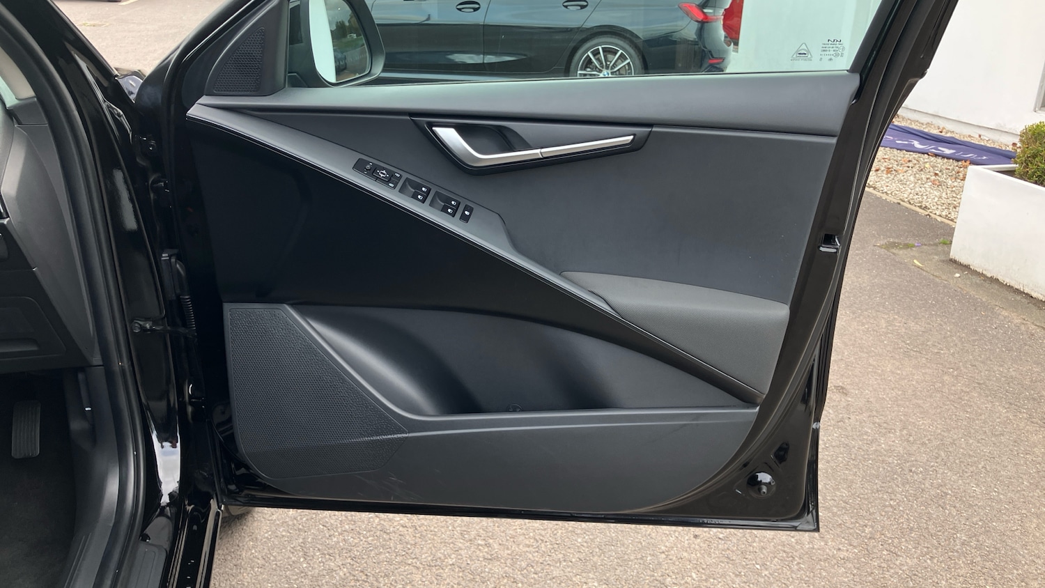 Used Kia Niro 2023 for sale - 75975682: Photo 22