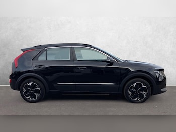 Used Kia Niro 2023 for sale - 75975682: Photo