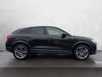 Used Audi Q3 2023 for sale - 77385112: Photo
