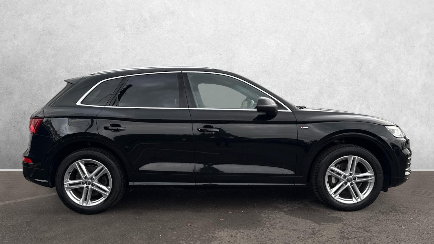Used Audi Q5 2017 for sale - 75987480: Photo 3