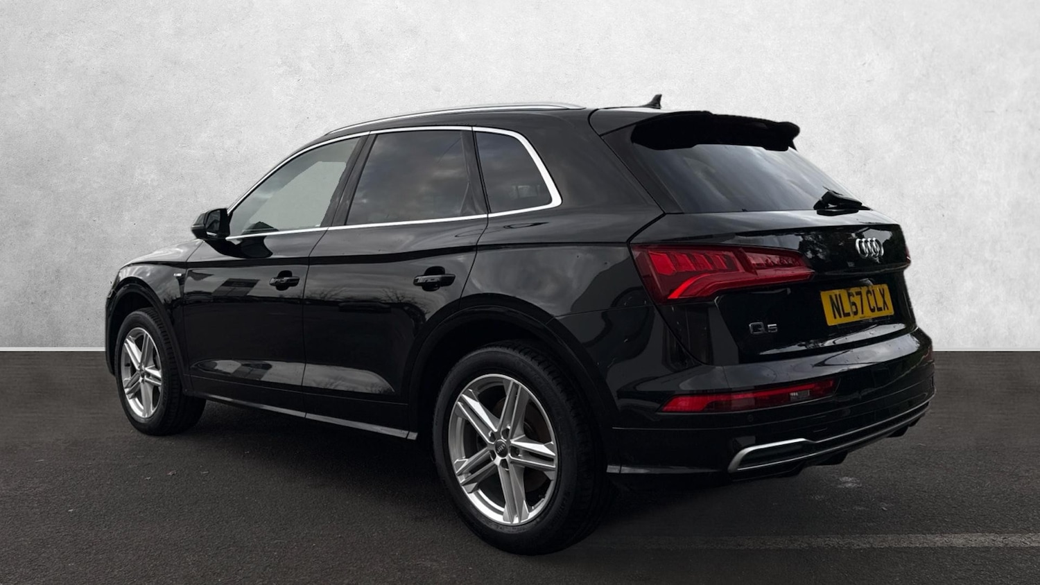 Used Audi Q5 2017 for sale - 75987480: Photo 5