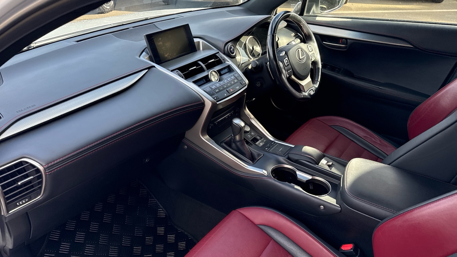 Used Lexus NX 2016 for sale - 76334898: Photo 12