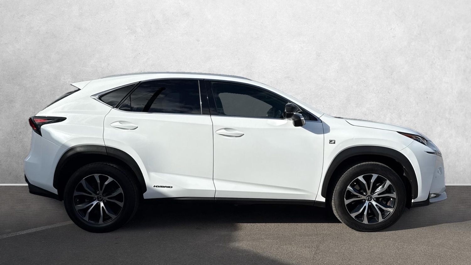 Used Lexus NX 2016 for sale - 76334898: Photo 3