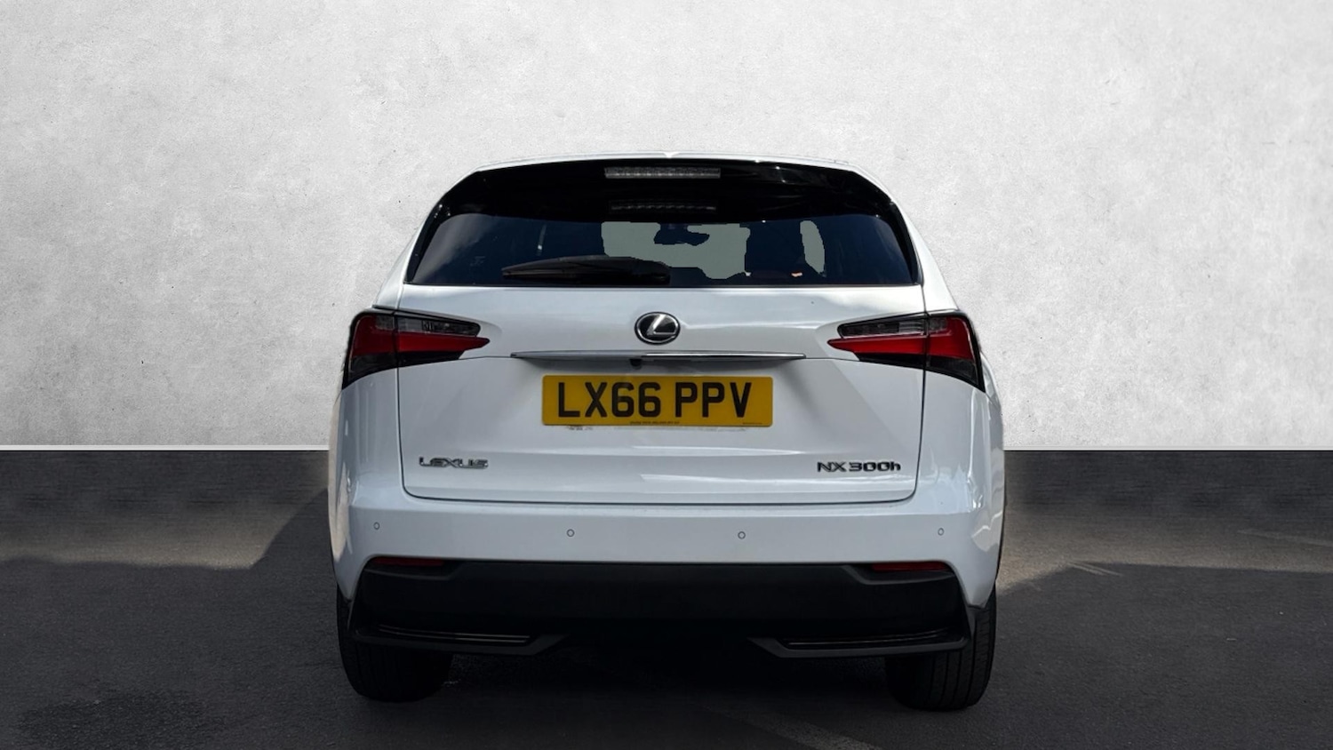 Used Lexus NX 2016 for sale - 76334898: Photo 4