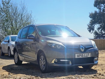 Used Renault Scenic 2015 for sale - 78376354: Photo