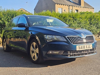 Used Skoda Superb 2018 for sale - 79223168: Photo