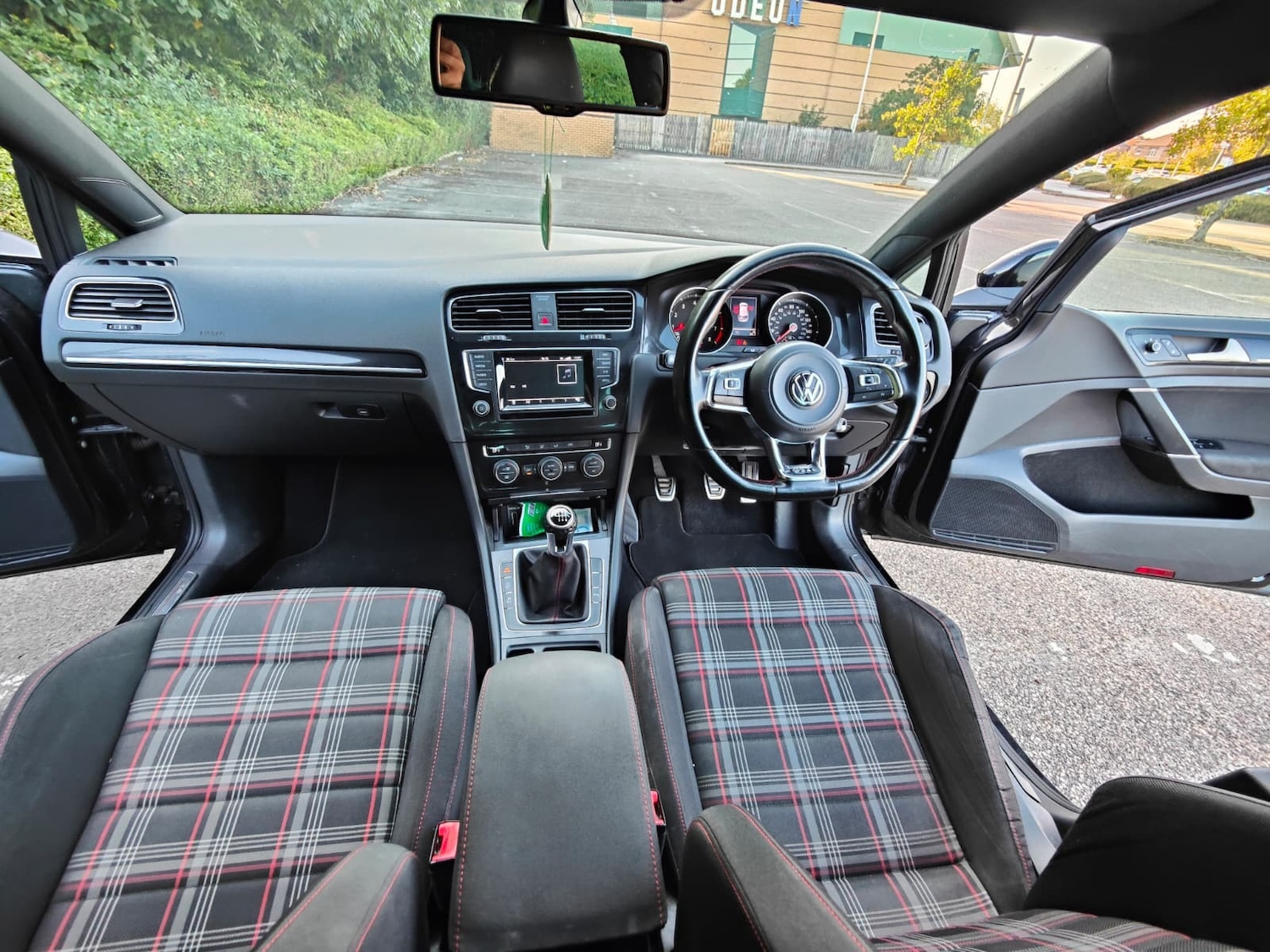 Used Volkswagen Golf 2015 for sale - 78205568: Photo 8