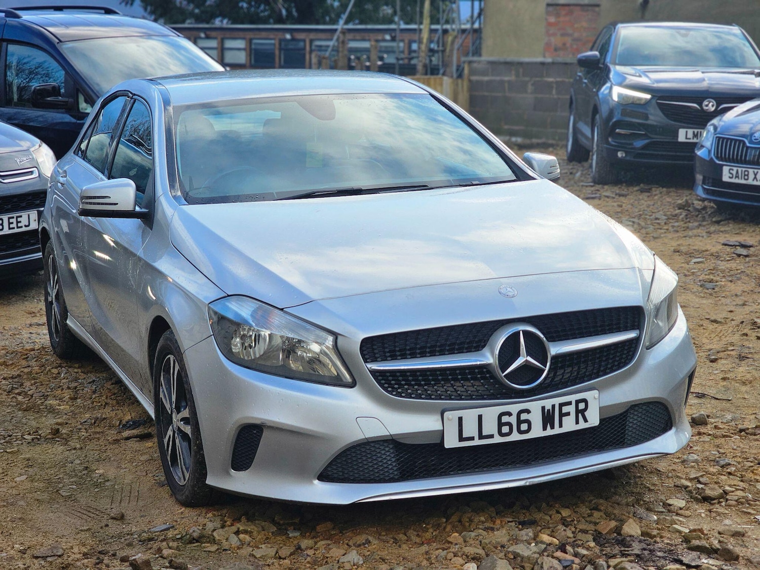 Used Mercedes-Benz A-Class for sale - 77958487: Photo 2