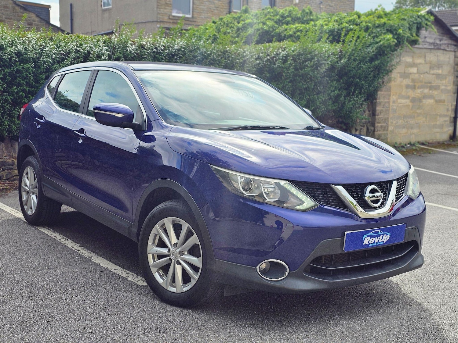 Used Nissan Qashqai for sale - 77957424: Photo 2