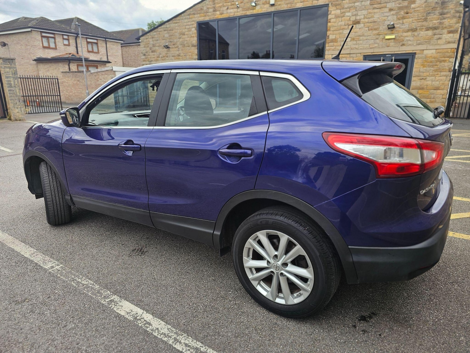 Used Nissan Qashqai for sale - 77957424: Photo 25