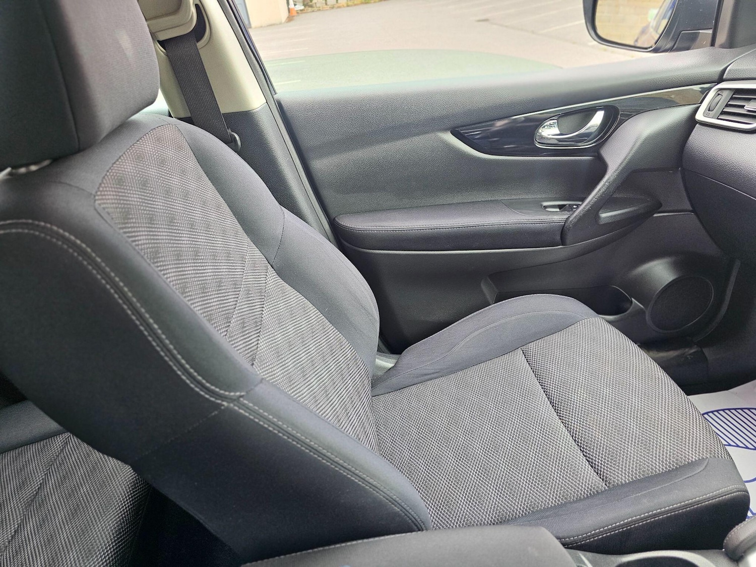 Used Nissan Qashqai for sale - 77957424: Photo 42