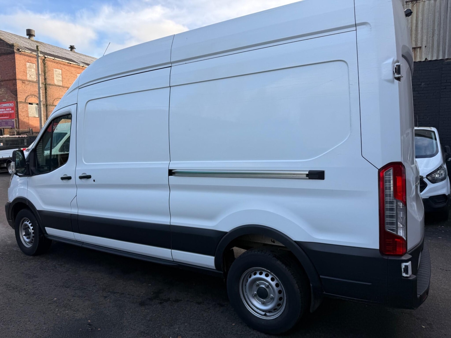 Used Ford Transit 2022 for sale - 76597117: Photo 9