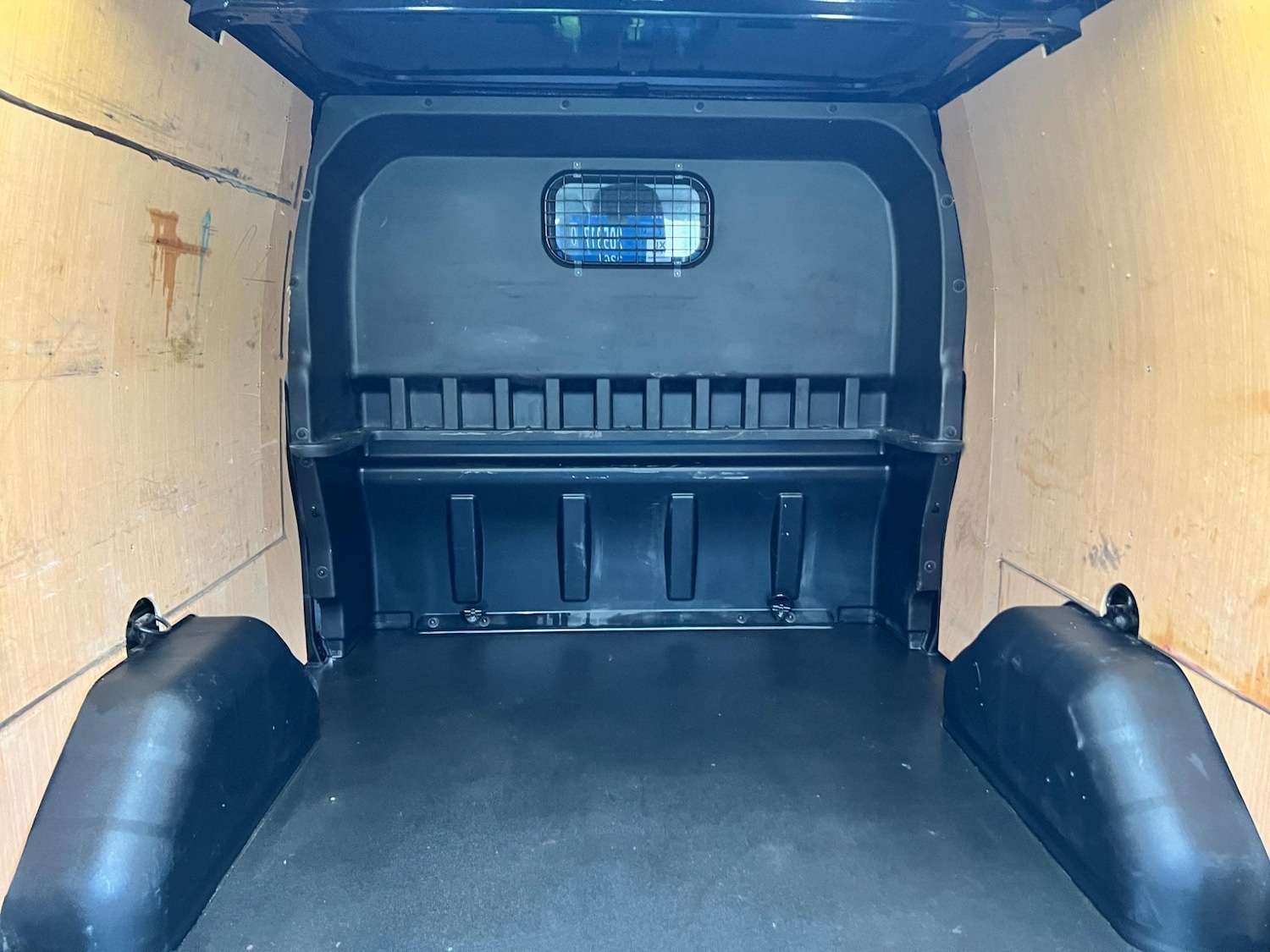 Used Ford Transit Custom for sale - 76991122: Photo 8