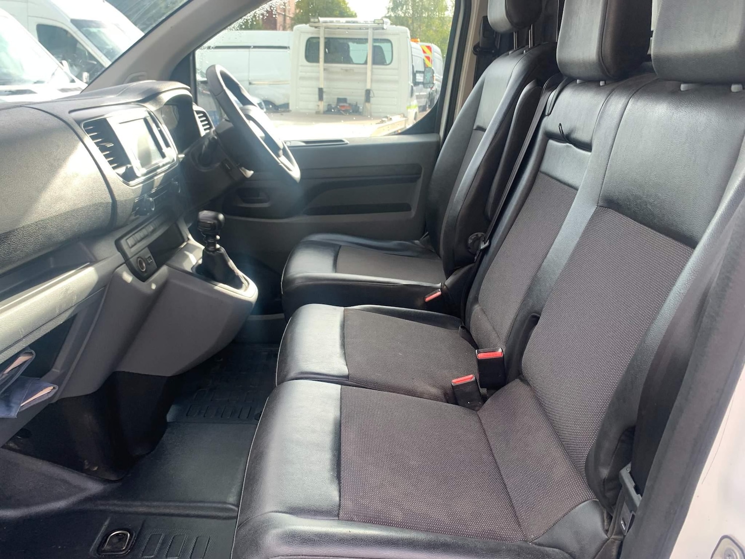 Used Peugeot Expert 2019 for sale - 76657109: Photo 11