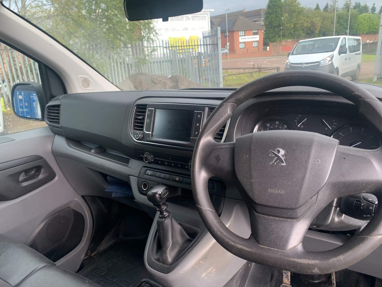 Used Peugeot Expert 2019 for sale - 76657109: Photo 15