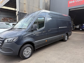 Mercedes-Benz - Sprinter