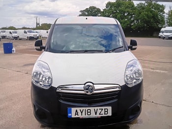 Used Vauxhall Combo 2018 for sale - 76992742: Photo