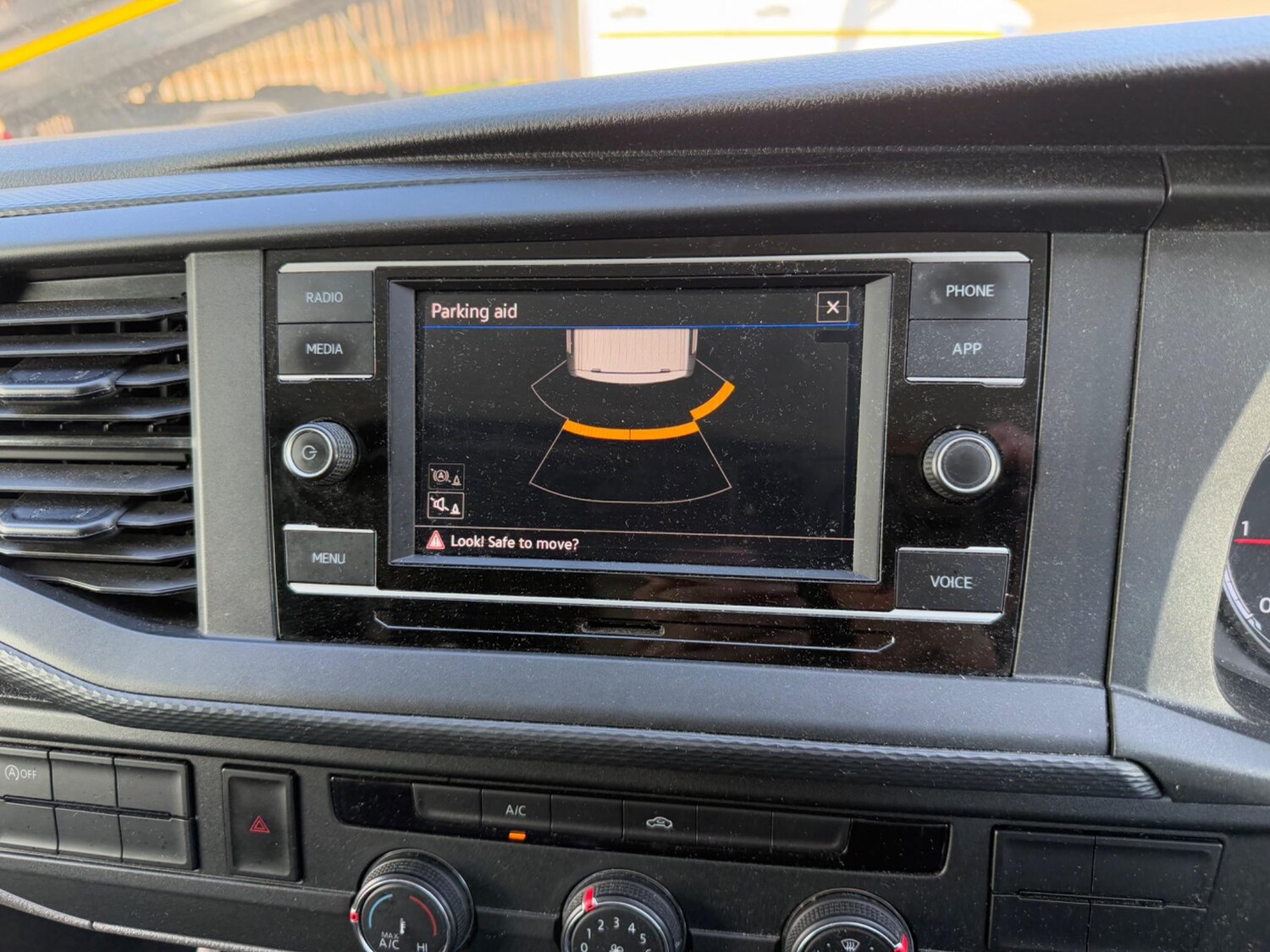 Used Volkswagen Transporter 2020 for sale - 76432287: Photo 11