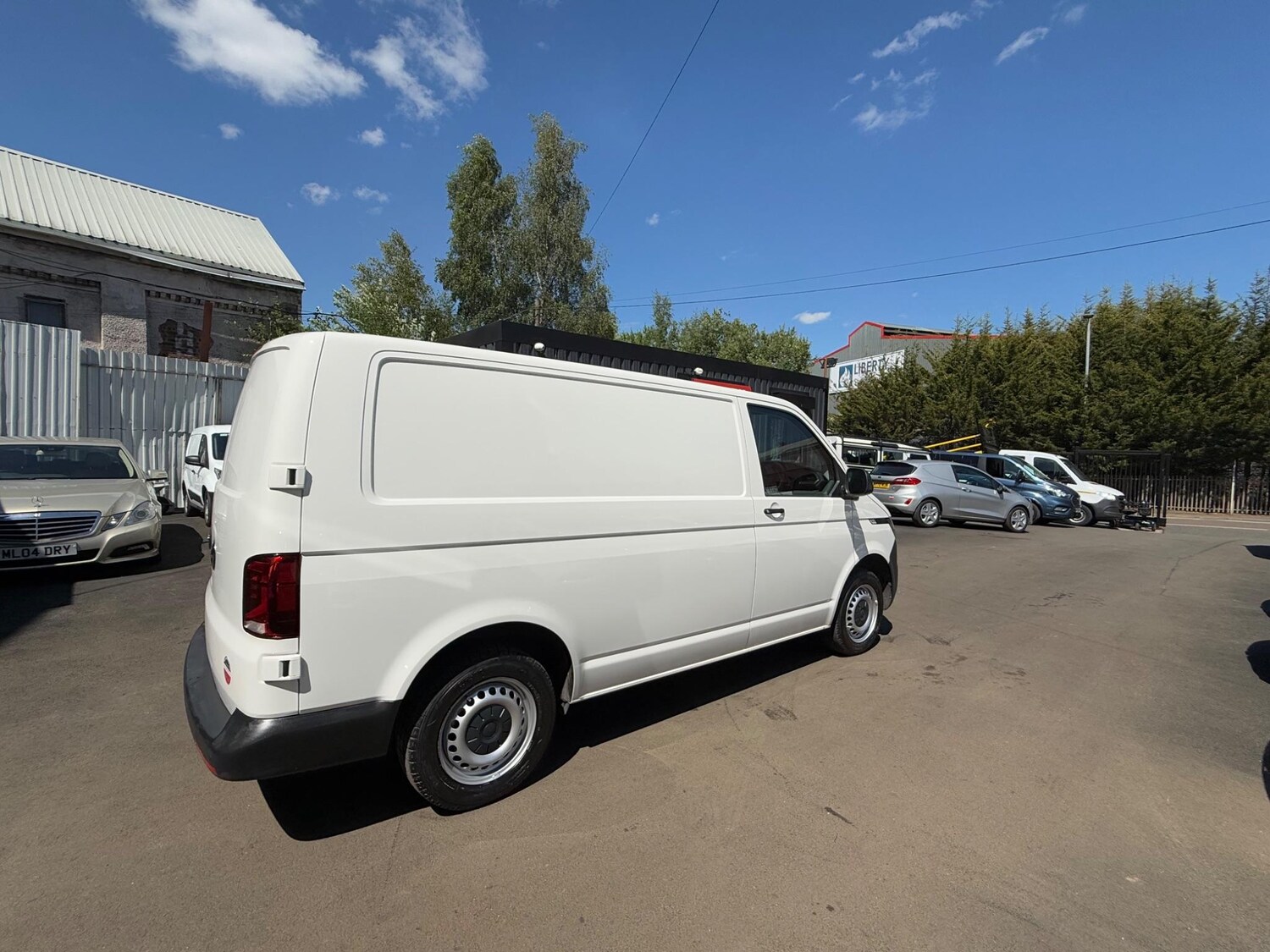 Used Volkswagen Transporter 2020 for sale - 76432287: Photo 5