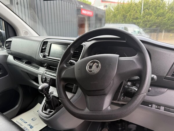 Used Vauxhall Vivaro 2021 for sale - 76122761: Photo 10