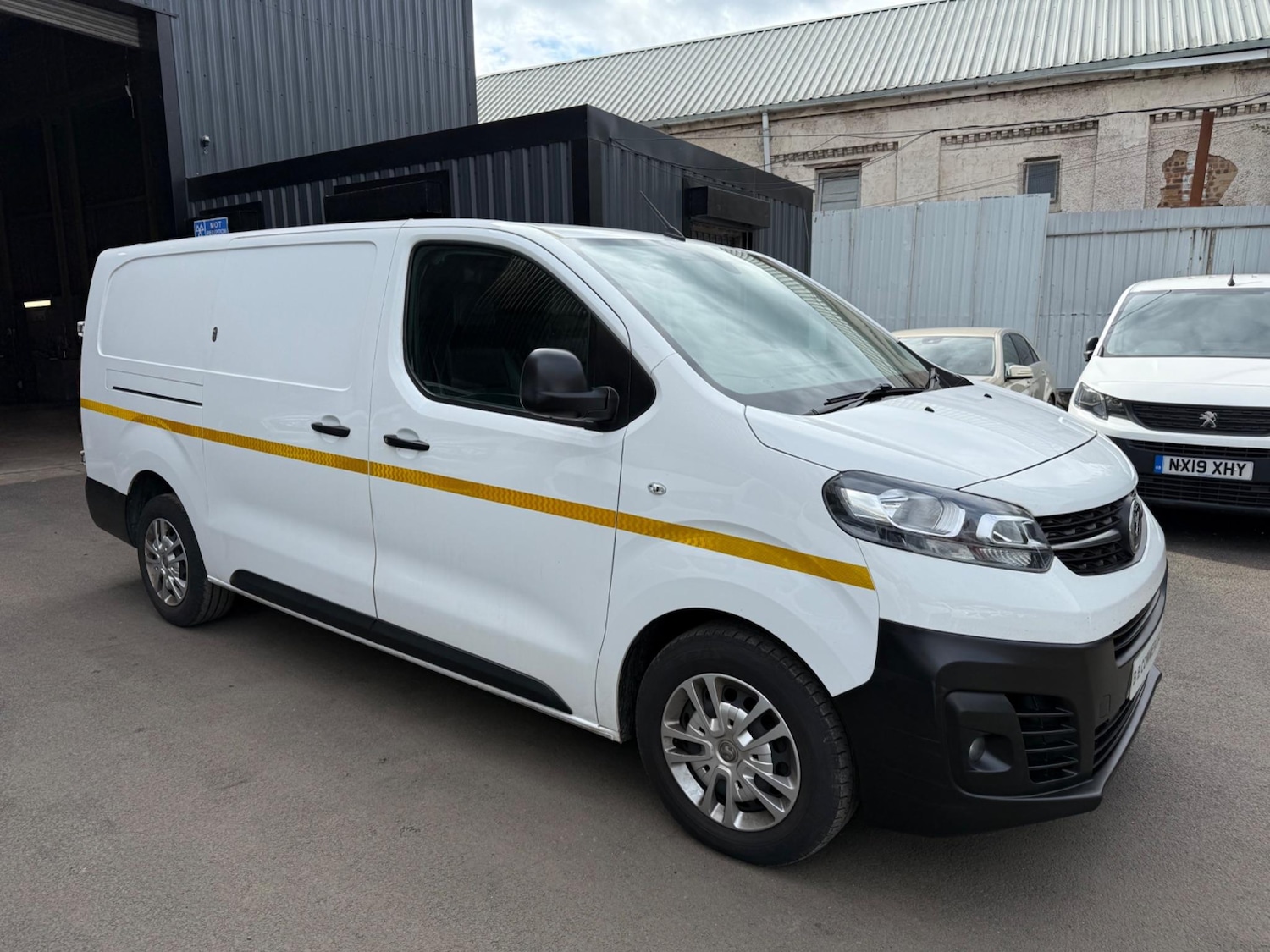 Used Vauxhall Vivaro 2021 for sale - 76122761: Photo 4