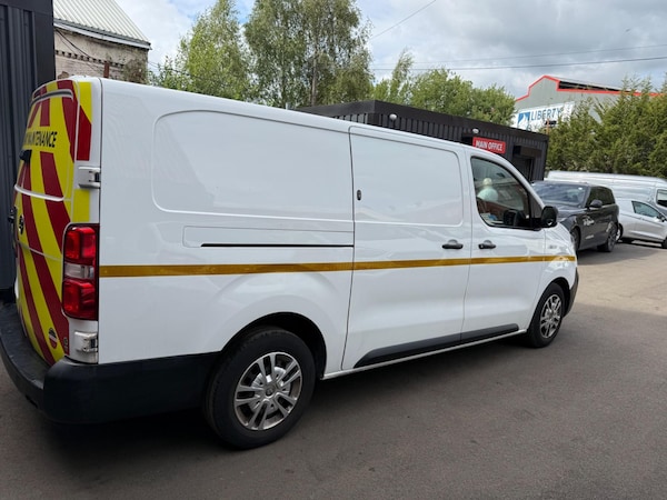 Used Vauxhall Vivaro 2021 for sale - 76122761: Photo 5