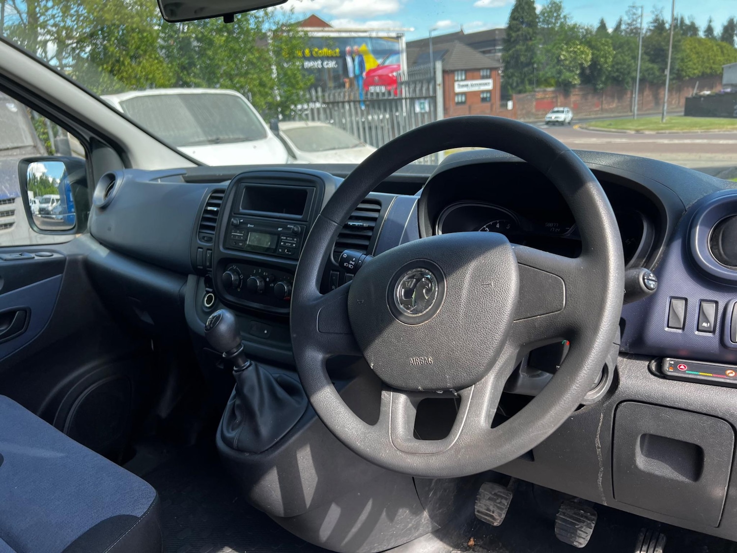 Used Vauxhall Vivaro 2018 for sale - 76997299: Photo 11