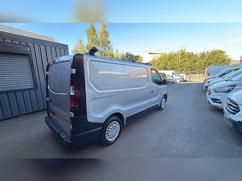Used Vauxhall Vivaro 2019 for sale - 76251460: Photo 4