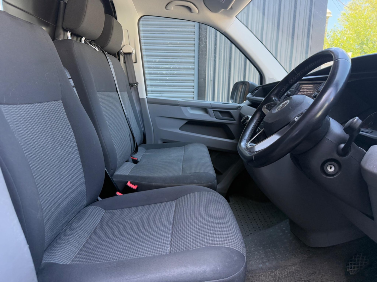 Used Volkswagen Transporter 2019 for sale - 77377235: Photo 12