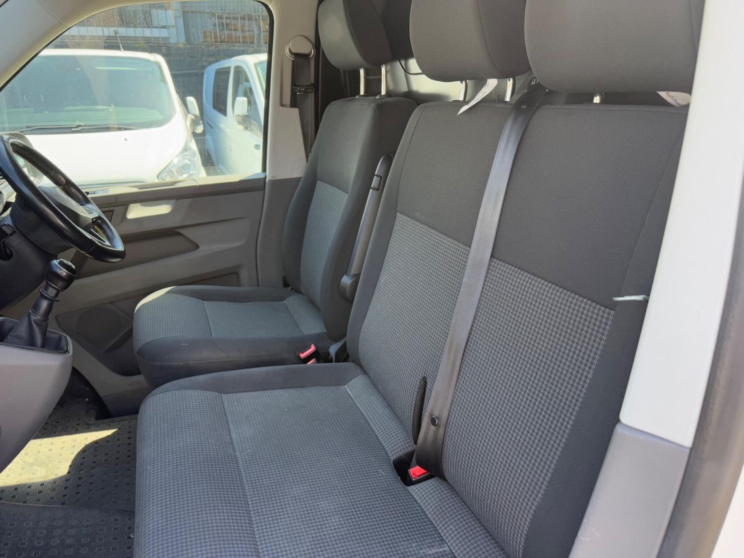 Used Volkswagen Transporter 2019 for sale - 77377235: Photo 13