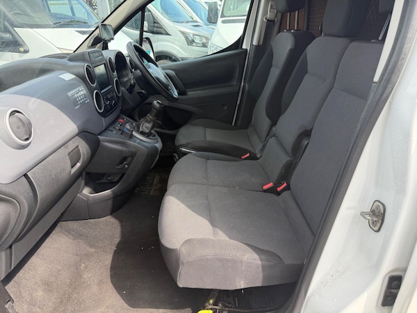Used Peugeot Partner 2017 for sale - 76122099: Photo 10