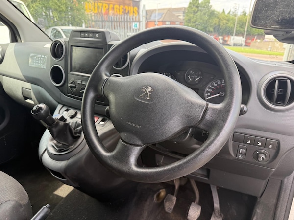 Used Peugeot Partner 2017 for sale - 76122099: Photo 13