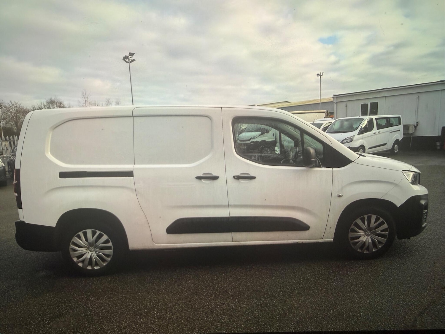 Used Peugeot Partner 2021 for sale - 77723920: Photo 6