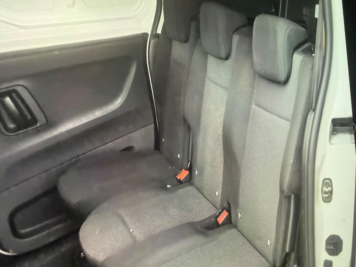 Used Peugeot Partner 2021 for sale - 77723920: Photo 9