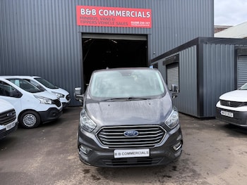 Used Ford Tourneo Custom 2023 for sale - 78760061: Photo