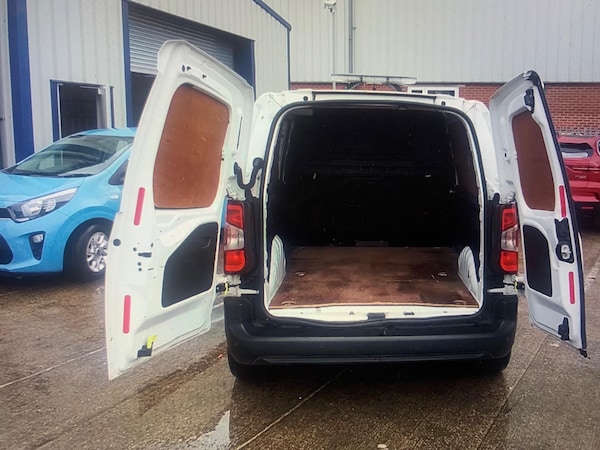 Used Peugeot Partner 2019 for sale - 76123079: Photo 8