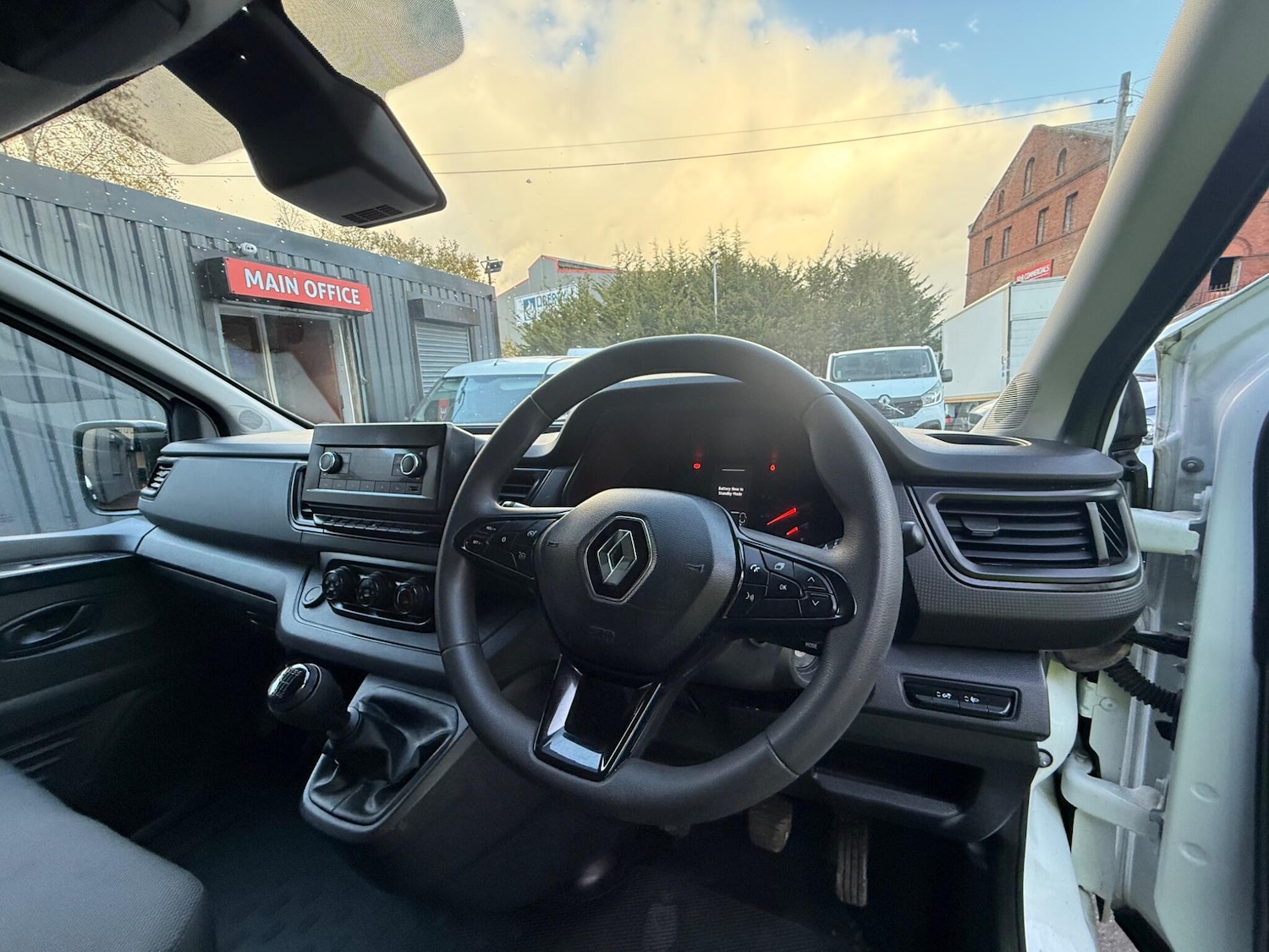 Used Renault Trafic 2022 for sale - 76772217: Photo 11