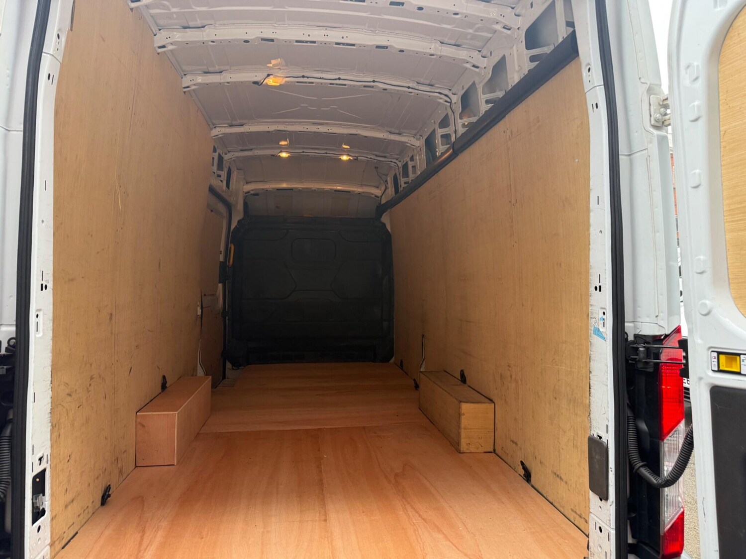 Used Ford Transit 2023 for sale - 76260083: Photo 8