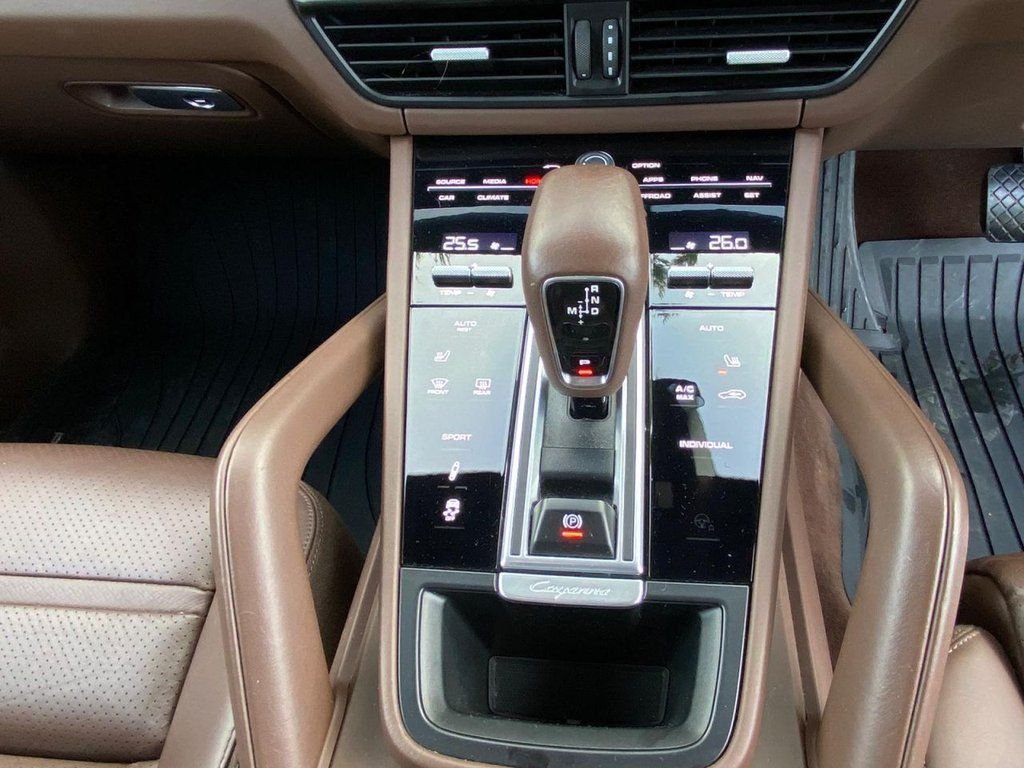 Used Porsche Cayenne 2021 for sale - 77689078: Photo 8