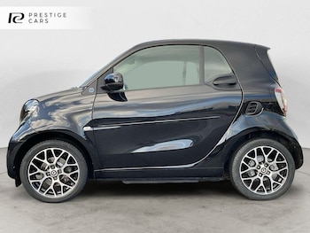 Used smart fortwo 2022 for sale - 79155563: Photo